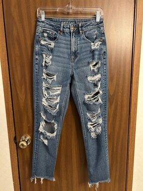 American Eagle Mom Jeans size 6